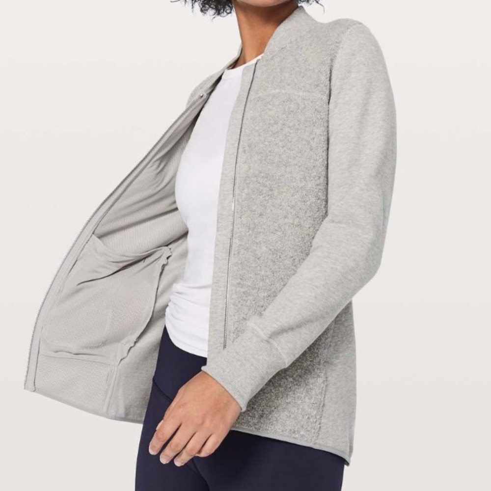 Lululemon Stand Out Sherpa Sweater, grey, size 4